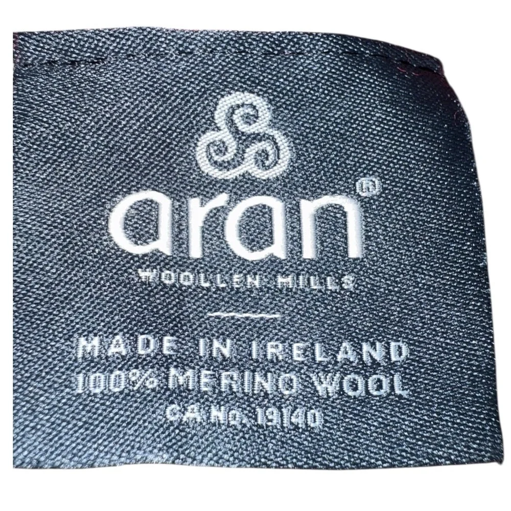 Aran Red Wool Cardigan Irish Patchwork Wrap Button Collar Merino XL - Picture 7 of 16